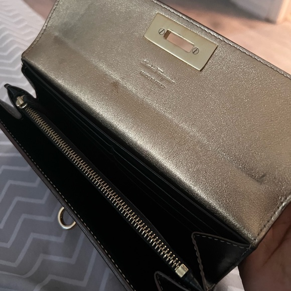 Authentic Ferragamo wallet - Picture 3 of 3